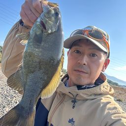 スモールマウスバス