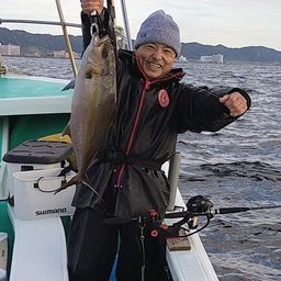 ヒレナガカンパチ