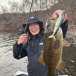 スモールマウスバス