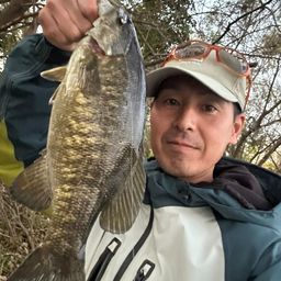 スモールマウスバス