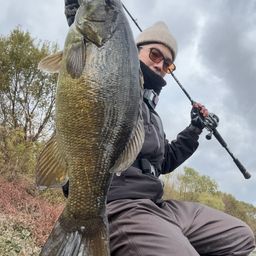 スモールマウスバス