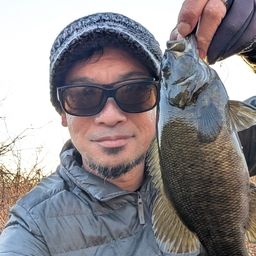 スモールマウスバス