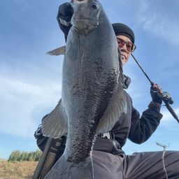 スモールマウスバス