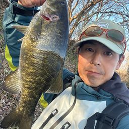 スモールマウスバス