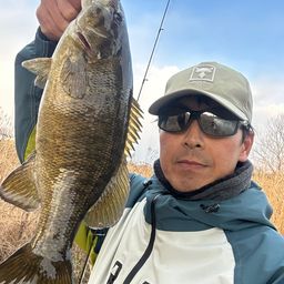 スモールマウスバス