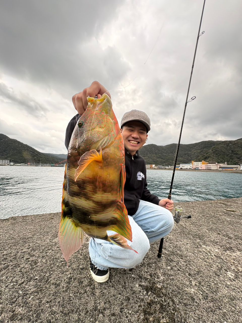 ミツバモチノウオ