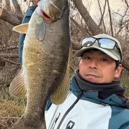 スモールマウスバス