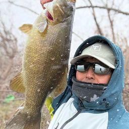 スモールマウスバス