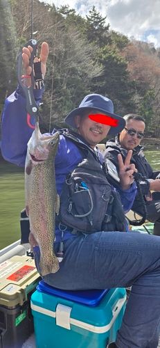 ニジマスの釣果