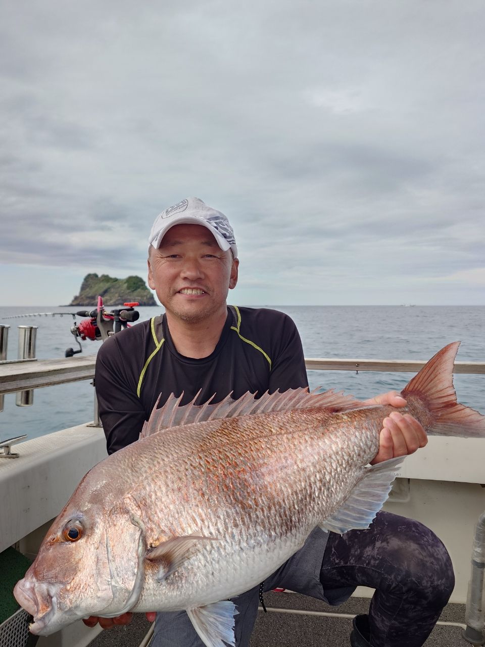 アングラー24342603 さんの 2026年05月06日のマダイの釣り・釣果情報