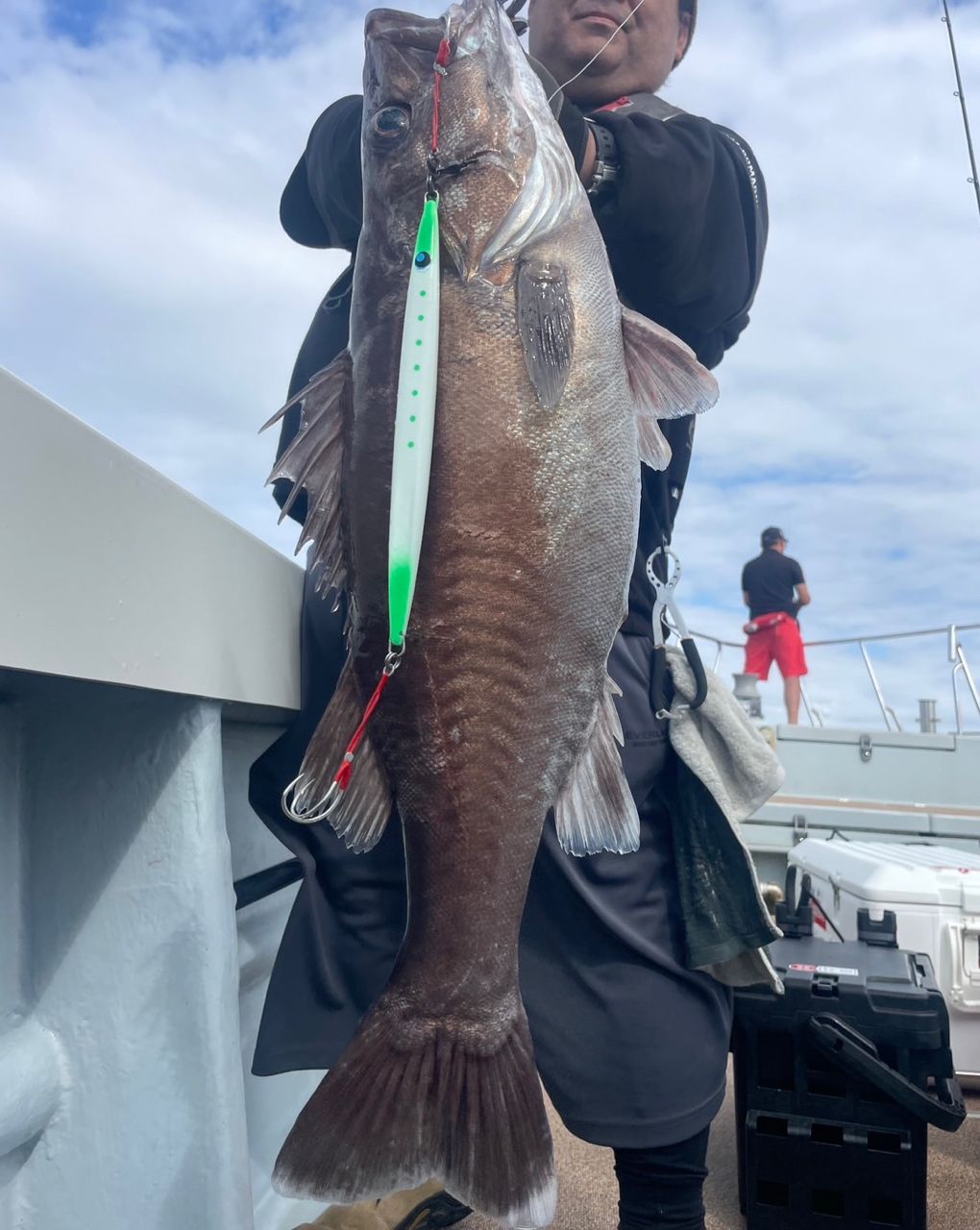 SHIMANO 18オシアジガー ∞ (インフィニティ) モーティブ B610-2+の最