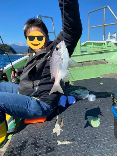 シロダイの釣果