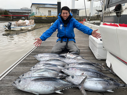 ビンチョウマグロの釣果