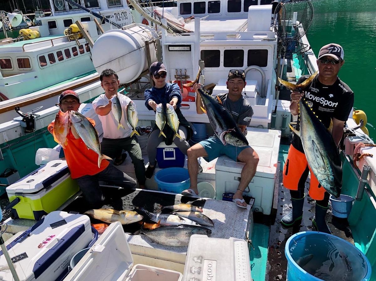 神津島のかっすーさんの釣果 2枚目の画像