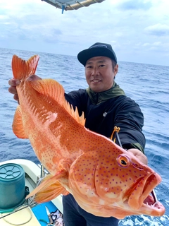 アカジンミーバイの釣果