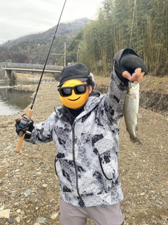 ニジマスの釣果