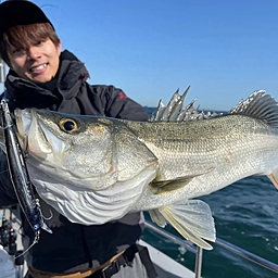 高橋優介 さんの 2023年03月27日のシーバスの釣り・釣果情報(羽田空港 