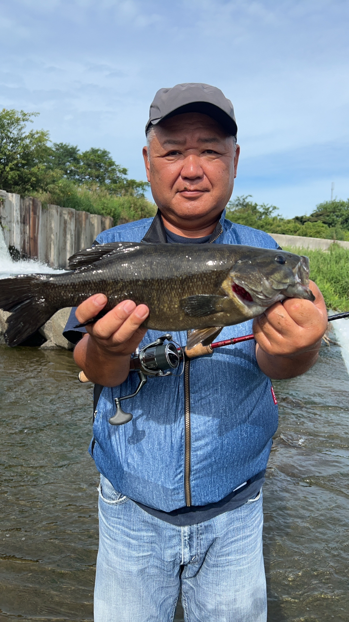 スモールマウスバス