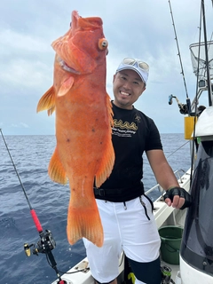 アカジンミーバイの釣果