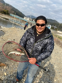 ニジマスの釣果