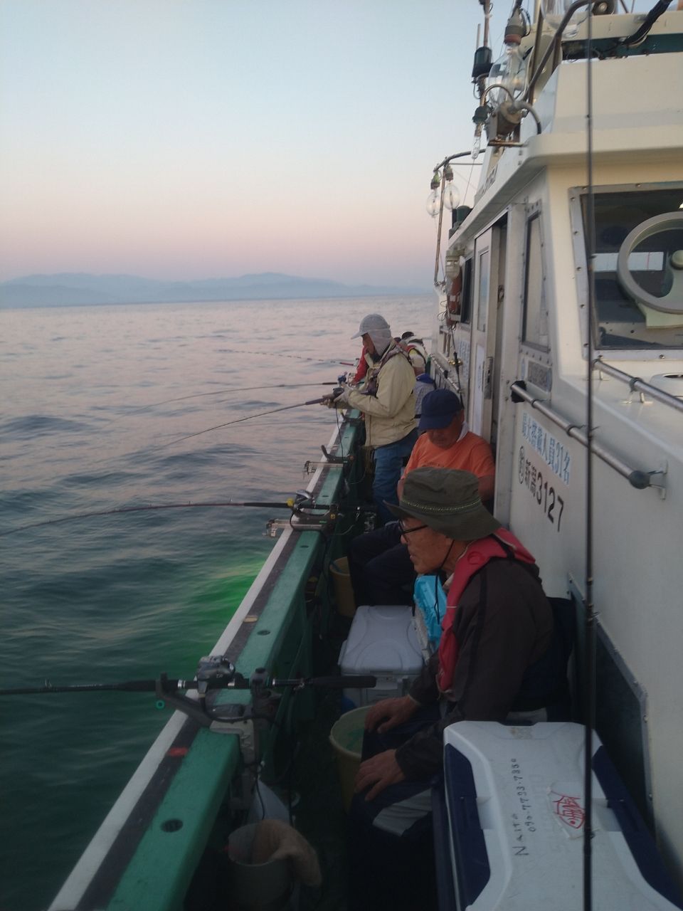 萬屋釣兵衛さんの釣果 3枚目の画像