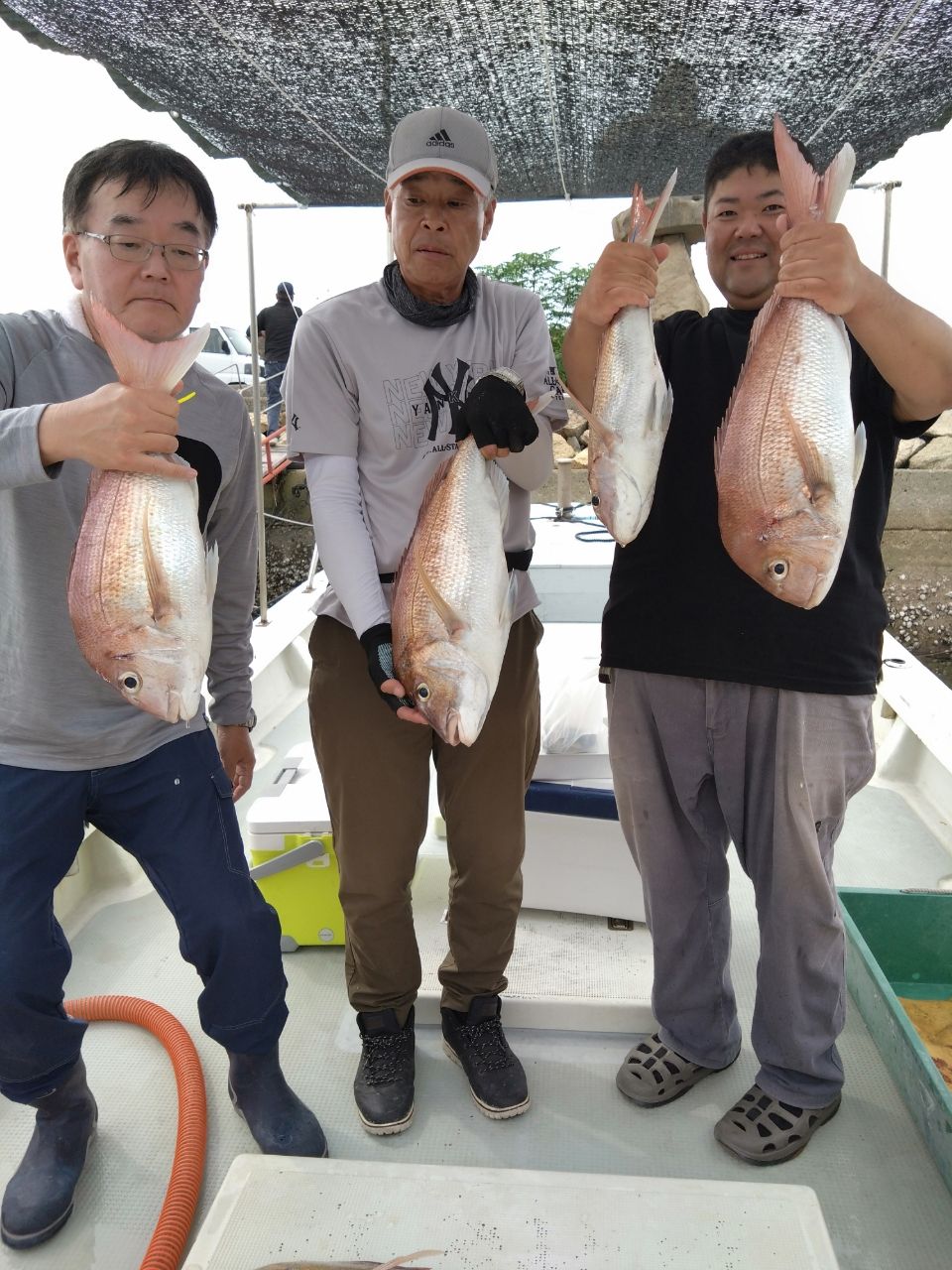 遊漁船勝栄丸（カツエイマル）さんの釣果 3枚目の画像