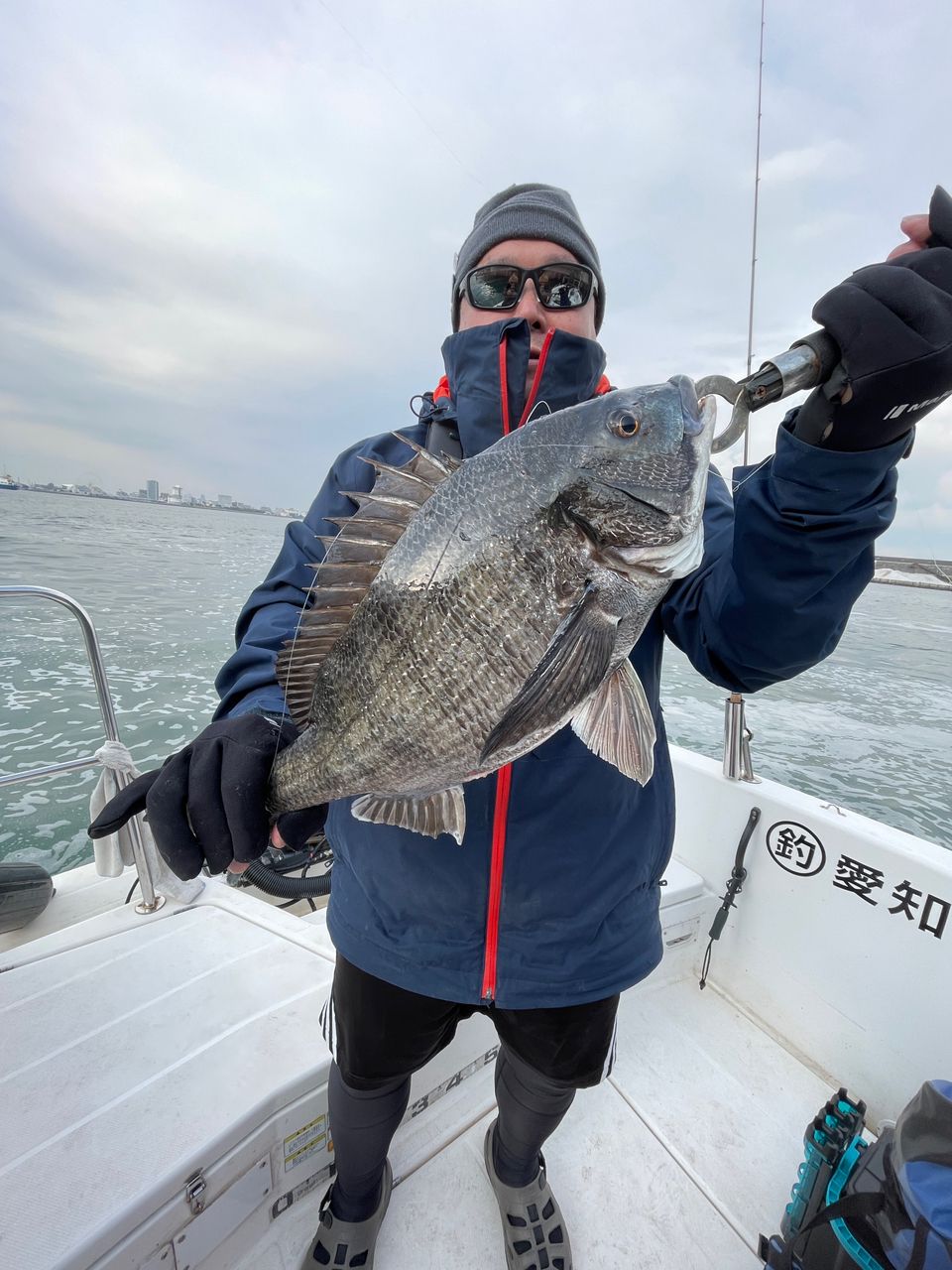名古屋港遊漁船　BlueHazeさんの釣果 2枚目の画像