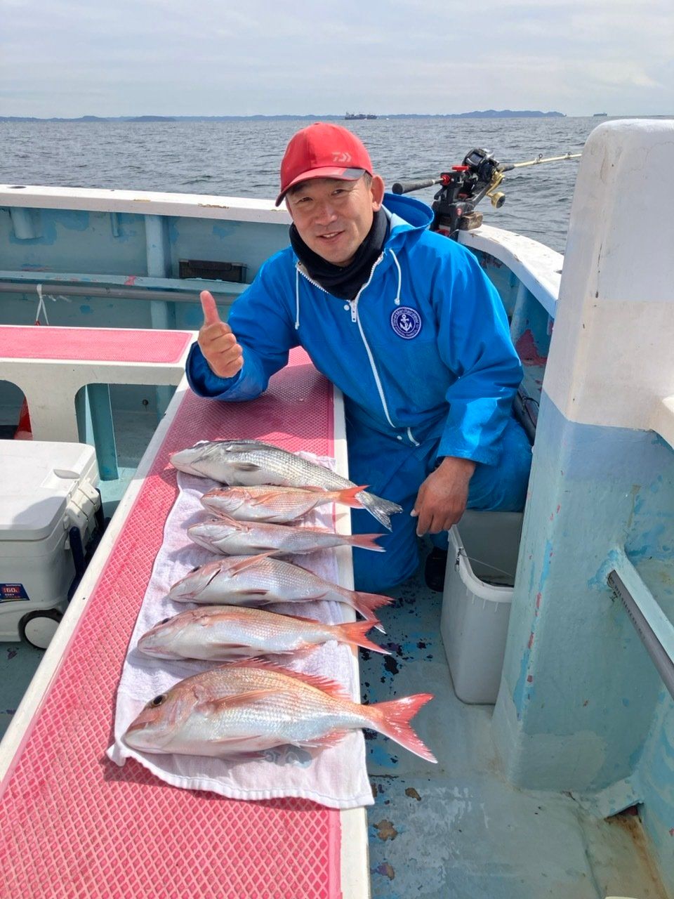 成銀丸釣果さんの釣果 2枚目の画像