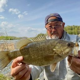 スモールマウスバス