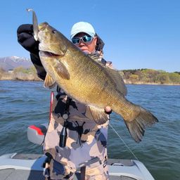 スモールマウスバス