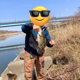 スモールマウスバス