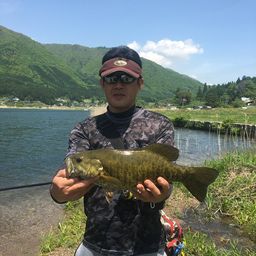 スモールマウスバス