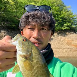 スモールマウスバス