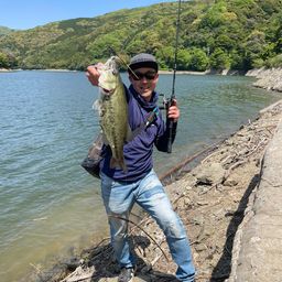 ブラックバス