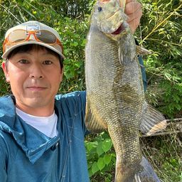 スモールマウスバス