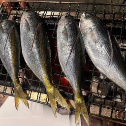 タカベ