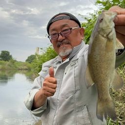 スモールマウスバス