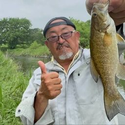 スモールマウスバス