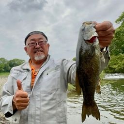 スモールマウスバス