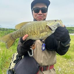 スモールマウスバス