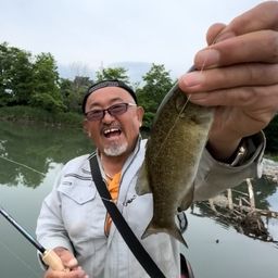 スモールマウスバス