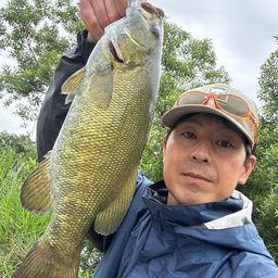 スモールマウスバス