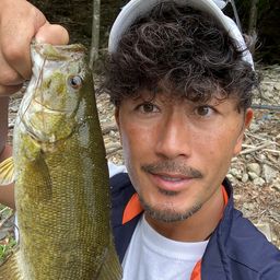 スモールマウスバス