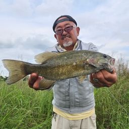 スモールマウスバス