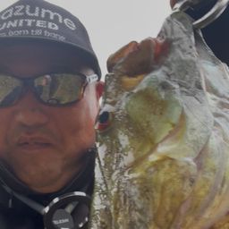 スモールマウスバス