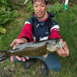 スモールマウスバス