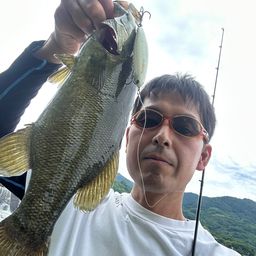 スモールマウスバス