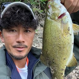 スモールマウスバス