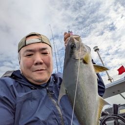 ヒレナガカンパチ