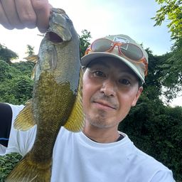 スモールマウスバス